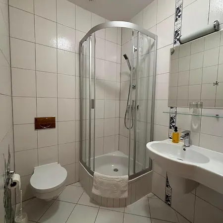 مزرعة للإقامة Aronia Park Lubiechowa