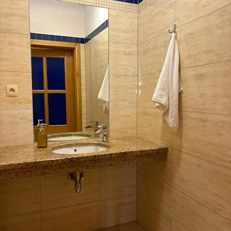 Aronia Park مزرعة للإقامة