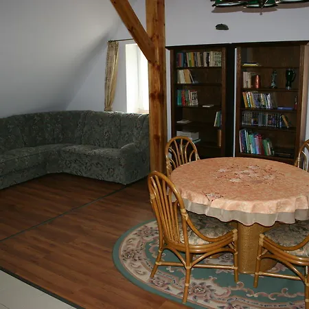 مزرعة للإقامة Aronia Park Lubiechowa